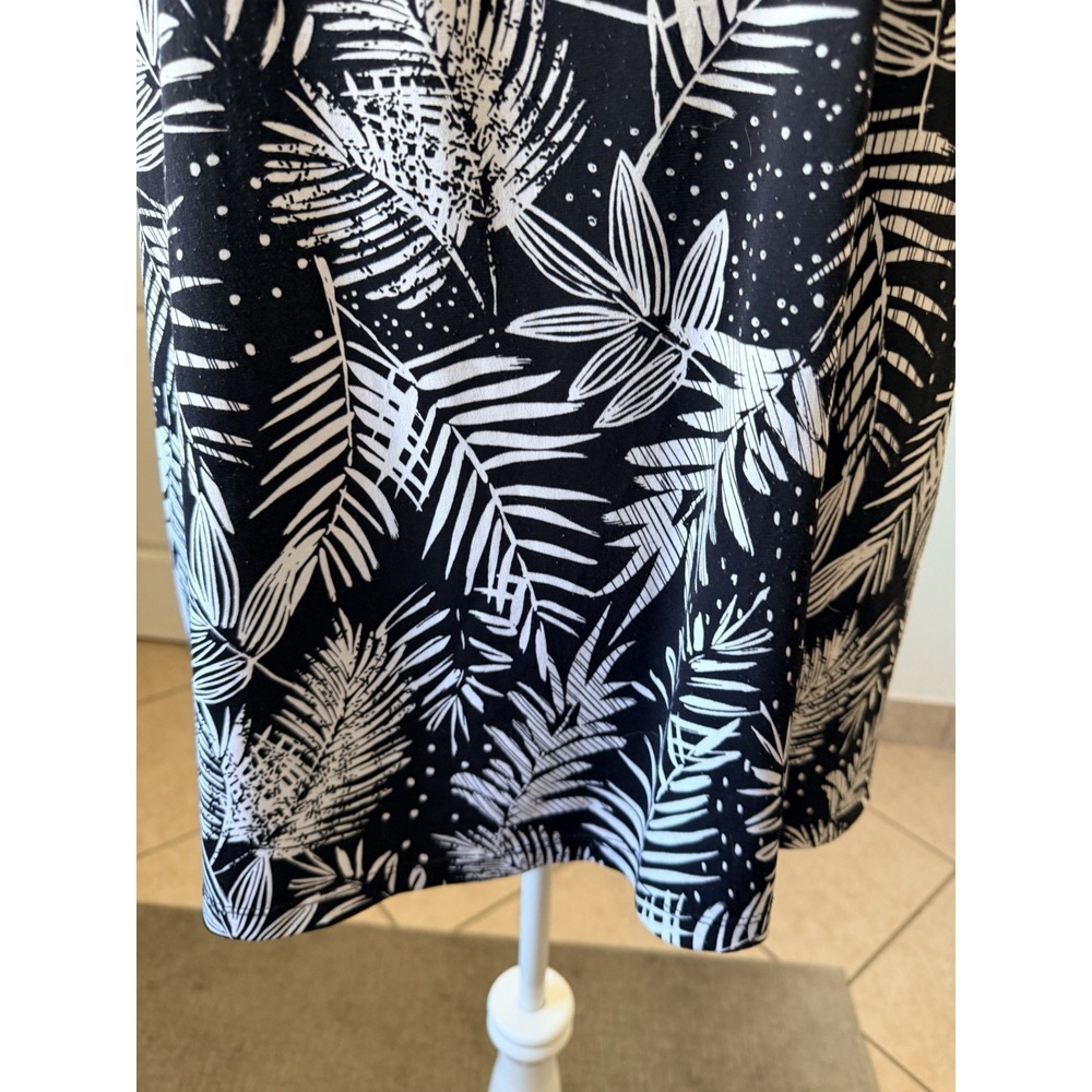 Catherines 3X 26/28W Black White Tropical Palm Print Cold Shoulder Blouse - Picture 7 of 13